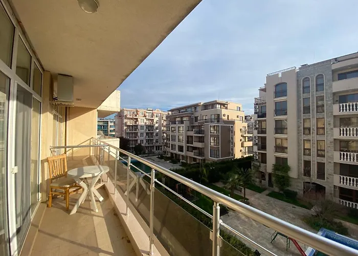 Balkan Breeze 15 *